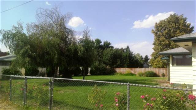 1407 N Wilbur Rd - Photo 9