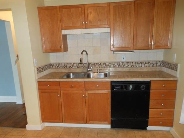 2411 W Queen - Photo 4