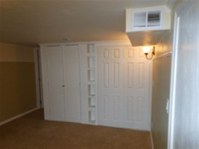 2411 W Queen - Photo 7