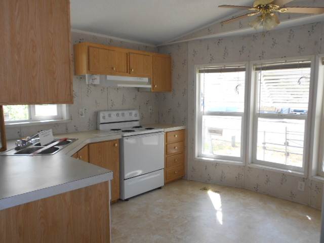 3310 N Mckee St - Photo 2