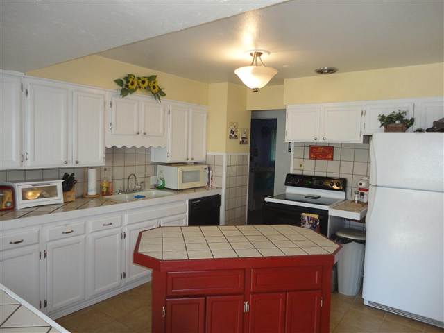 5707 N Walnut St - Photo 3