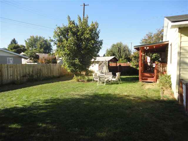 5707 N Walnut St - Photo 9