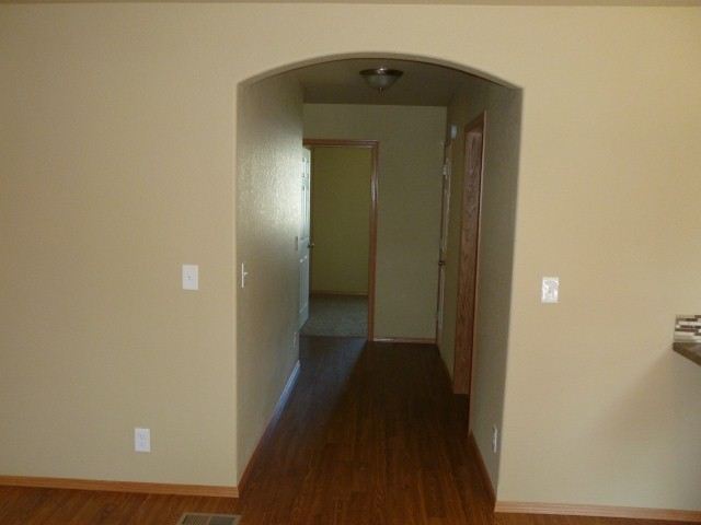 1027 E Lacrosse Ave - Photo 4
