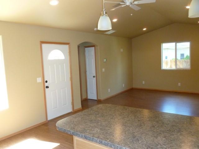 1027 E Lacrosse Ave - Photo 7