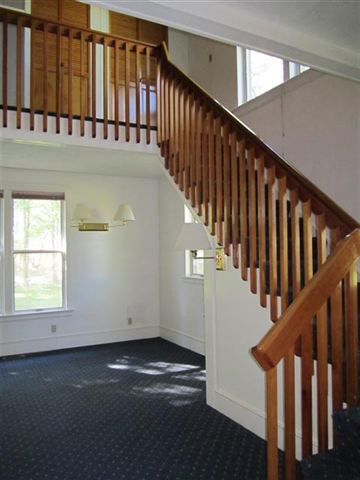 1009 Oakland St - Photo 3