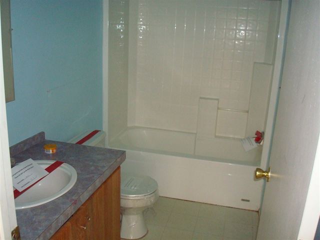 124 S Walker St - Photo 9