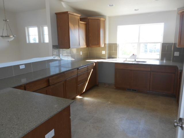 1859 N Holl Blvd - Photo 2