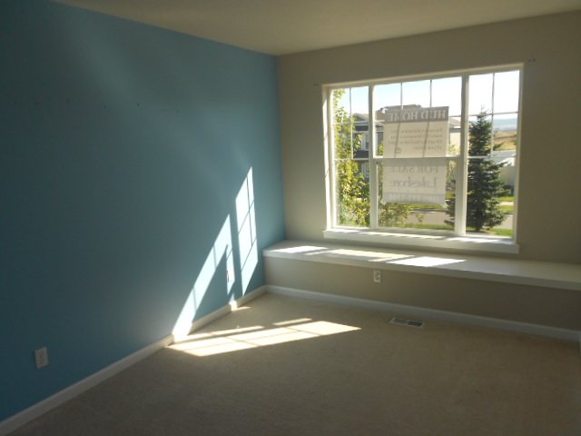 1859 N Holl Blvd - Photo 6