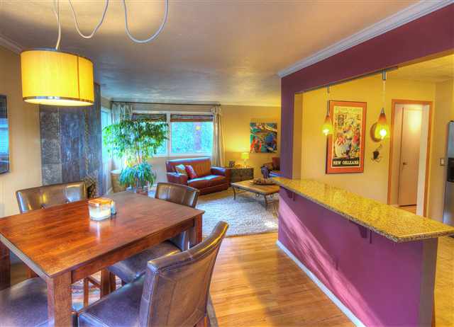 902 W Woodway Ave - Photo 3