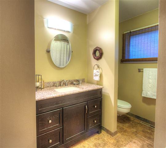 902 W Woodway Ave - Photo 9