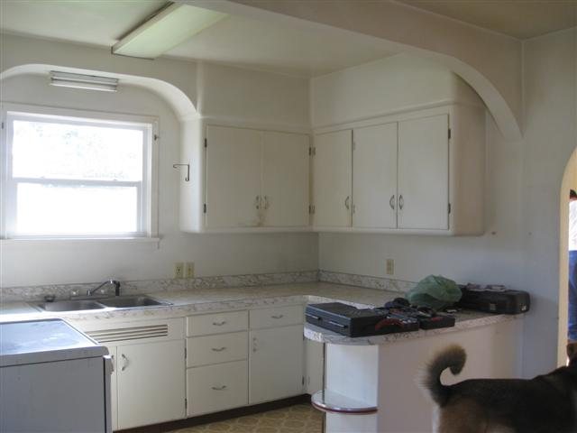 2518 N Center Rd - Photo 3
