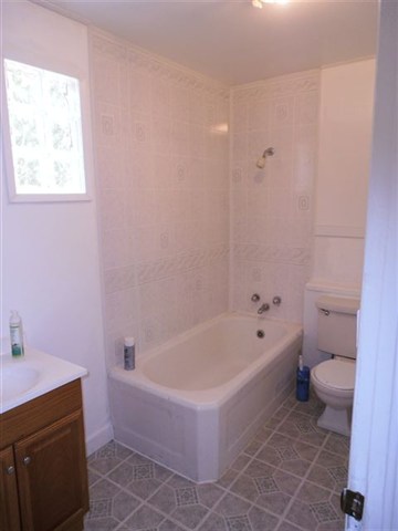 704 S Freya St - Photo 6