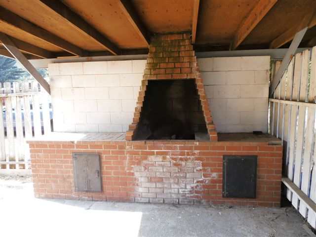 704 S Freya St - Photo 8