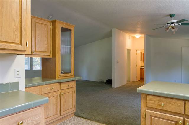 204 W King Ave - Photo 3
