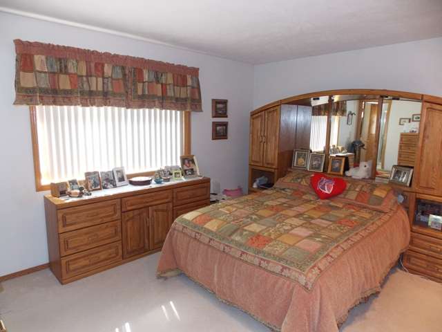 11322 E 34th Ave. - Photo 4