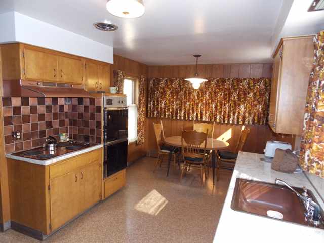 814 E Mission Ave. - Photo 7