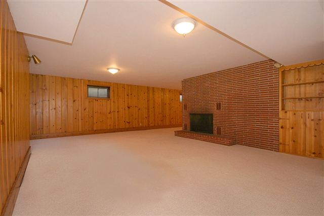 1019 E 57th Ave - Photo 3
