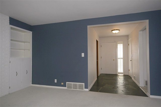 1019 E 57th Ave - Photo 6
