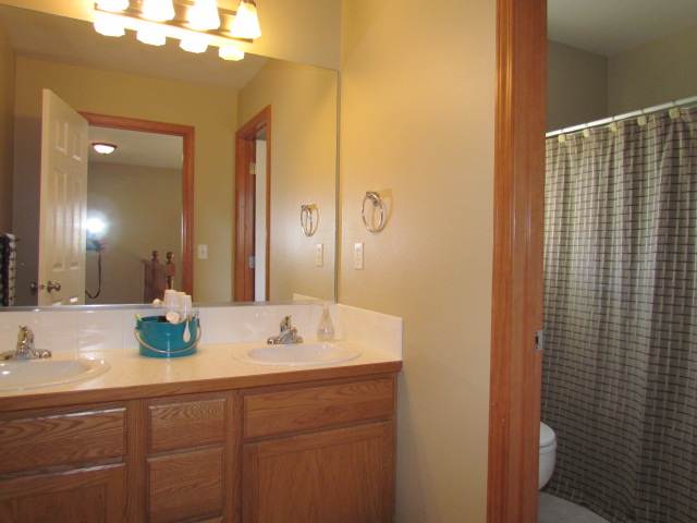 24233 E Desmet Rd - Photo 8