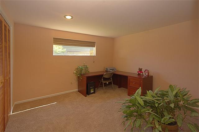 3706 S Gandy St - Photo 9