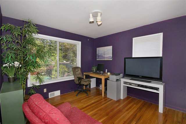1125 E 33rd Ave - Photo 7