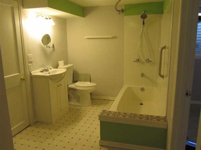 3030 W Wellesley Ave - Photo 8