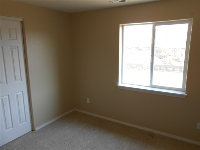 349 S Solar St - Photo 5