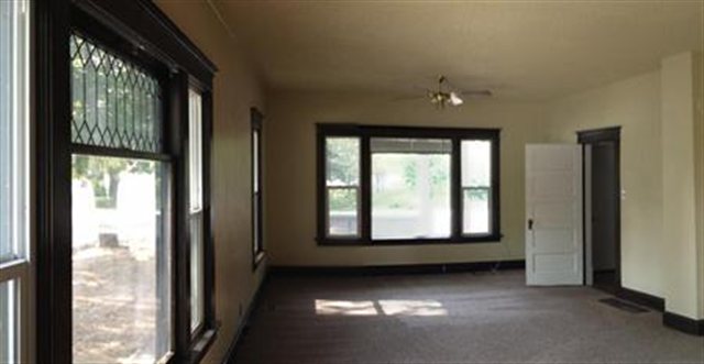 2625 S Inland Empire Way - Photo 3