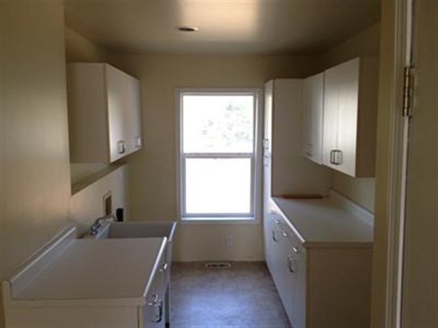 2625 S Inland Empire Way - Photo 5