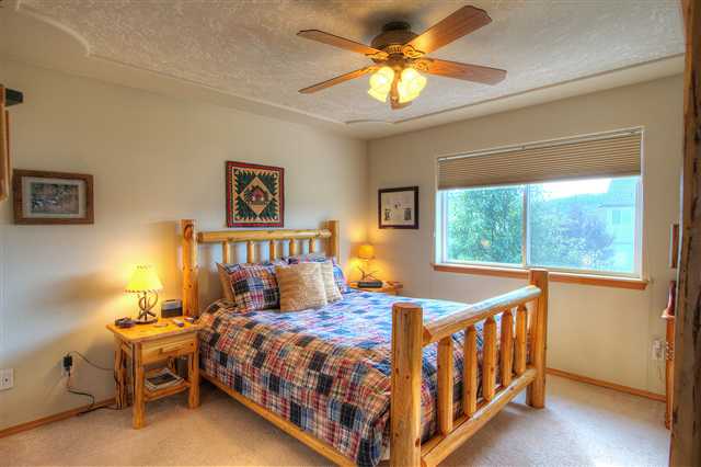 12808 E 35th Ave - Photo 8