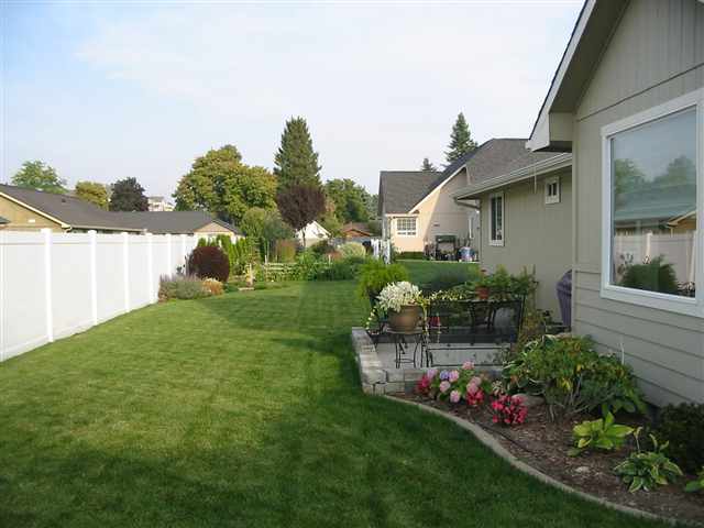 1112 N Blake - Photo 8