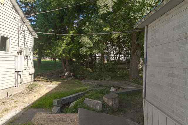 736 E 3rd Ave - Photo 6