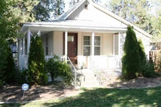 611 E Crawford St - Photo 7