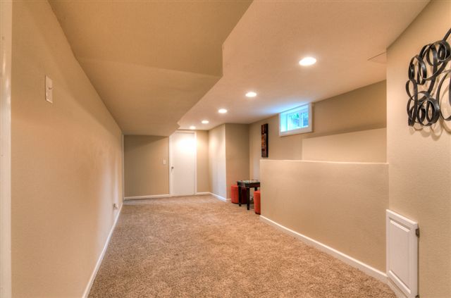 1725 E 7th Ave - Photo 7