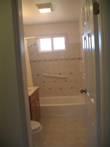 621 E Columbia - Photo 5