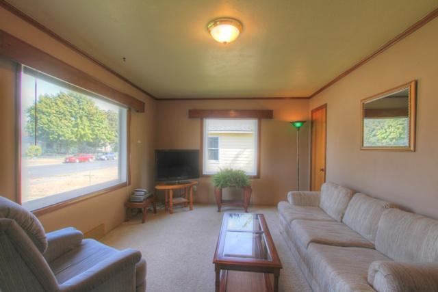 2314 E Marshall Ave - Photo 4