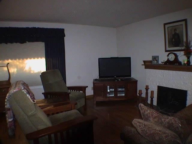 5718 N WALNUT St - Photo 3