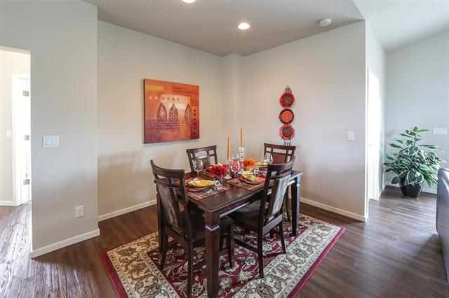 1879 N Winchester - Photo 5