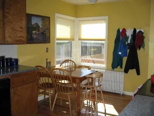 1120 S Bernard St - Photo 8