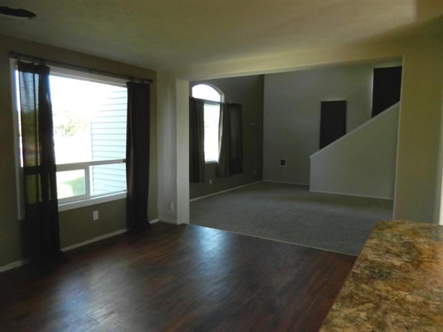 10916 E Grace Ave - Photo 3