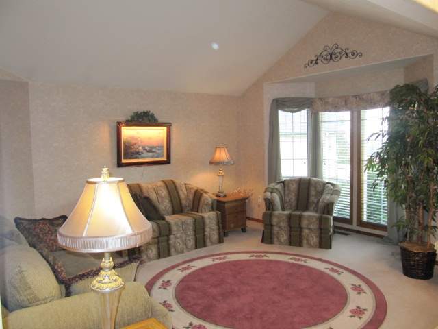 8302 N Forest Ct - Photo 5