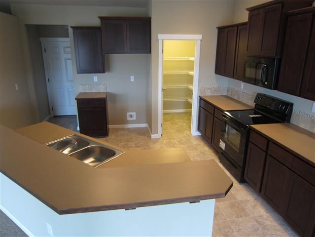506 E Parker Dr - Photo 4