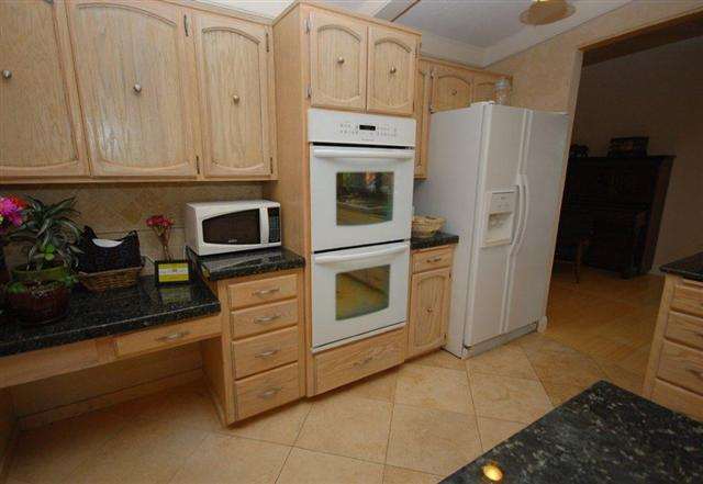 3725 S Ridgeview - Photo 4