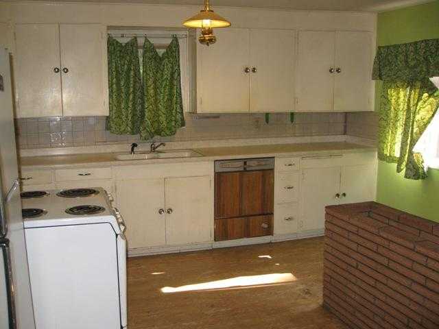4218 E 16th - Photo 3