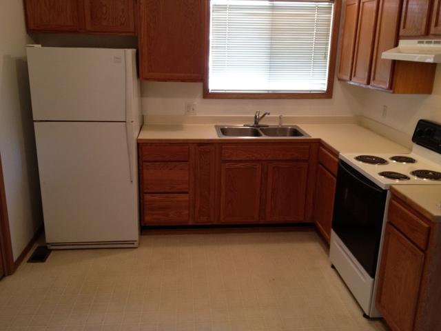 1607 E Courtland Ave - Photo 4