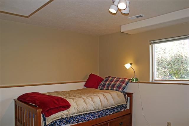 17917 E Montgomery Ave - Photo 7