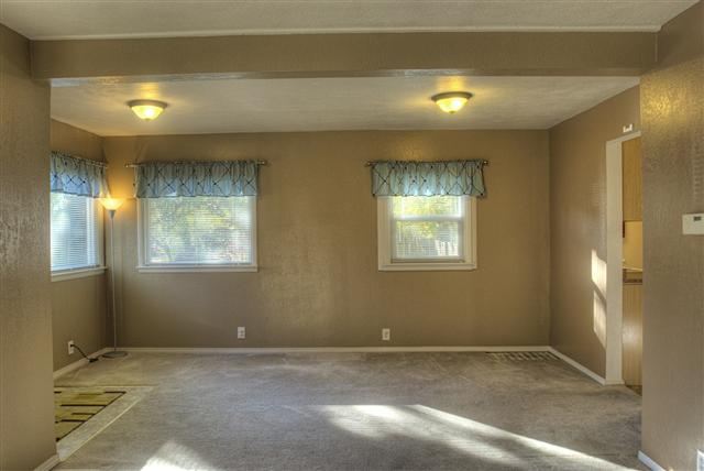 6117 N Howard St - Photo 5