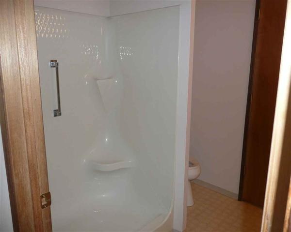 627 Villard St - Photo 9