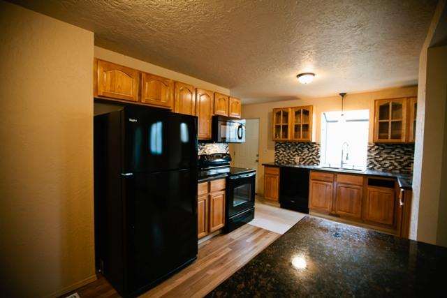 2208 N Coleman Rd - Photo 4