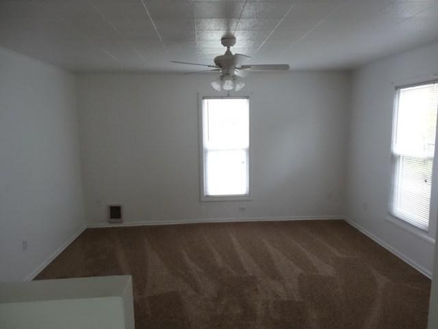 1214 S Chestnut - Photo 3